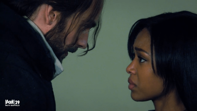 Ichabod Crane (Tom Mison) and Abbie Mills (Nicole Beharie) in 'Sleepy Hollow' (The Chiefly)